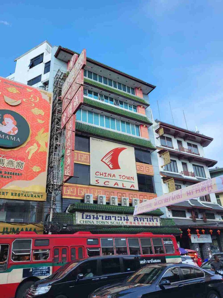 In the middle of Chinatown, Bangkok they have a huge sign to signify the start of the markets.